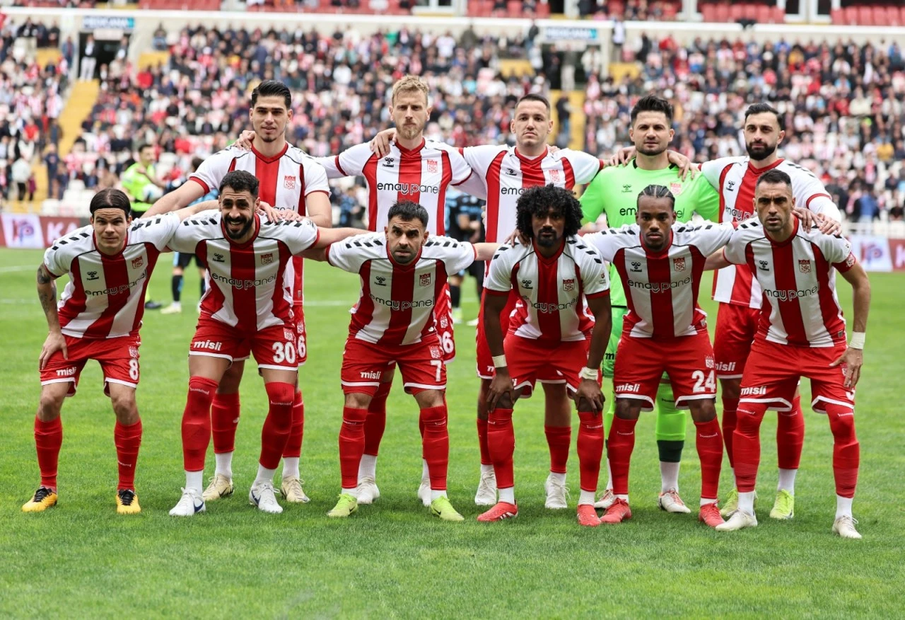 Sivasspor İnce Çizgide