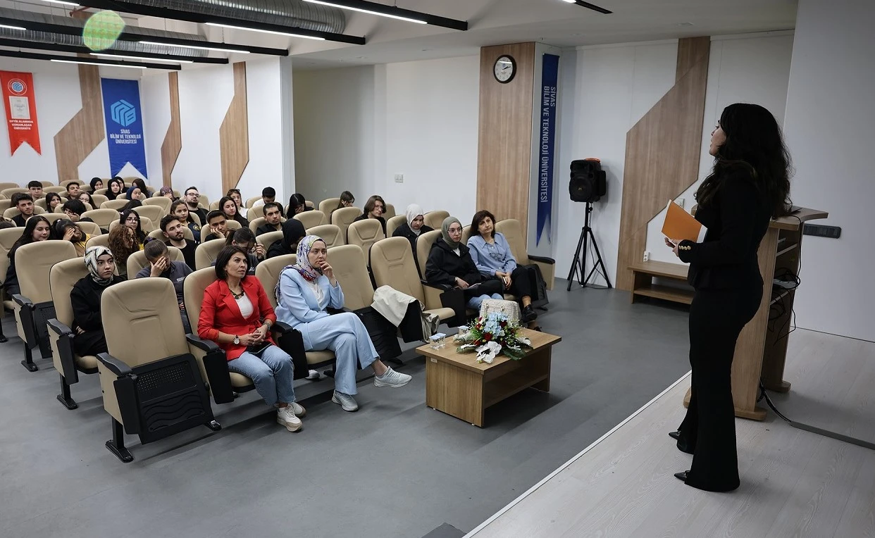 SBTÜ’de Aile İçi İletişim Eğitimi