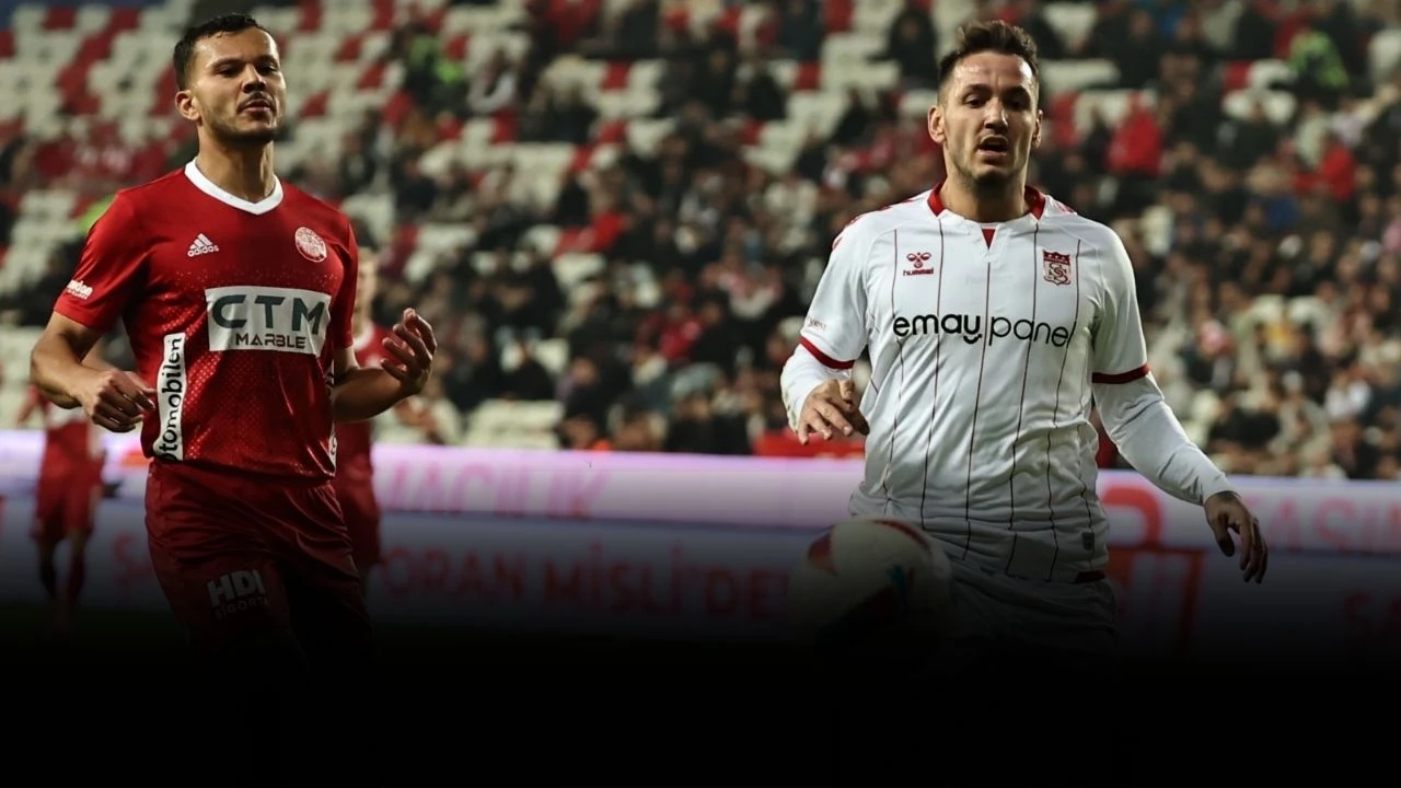 Sivasspor Antalyaspor'u Ağırlayacak! Ölüm Kalım Maçı