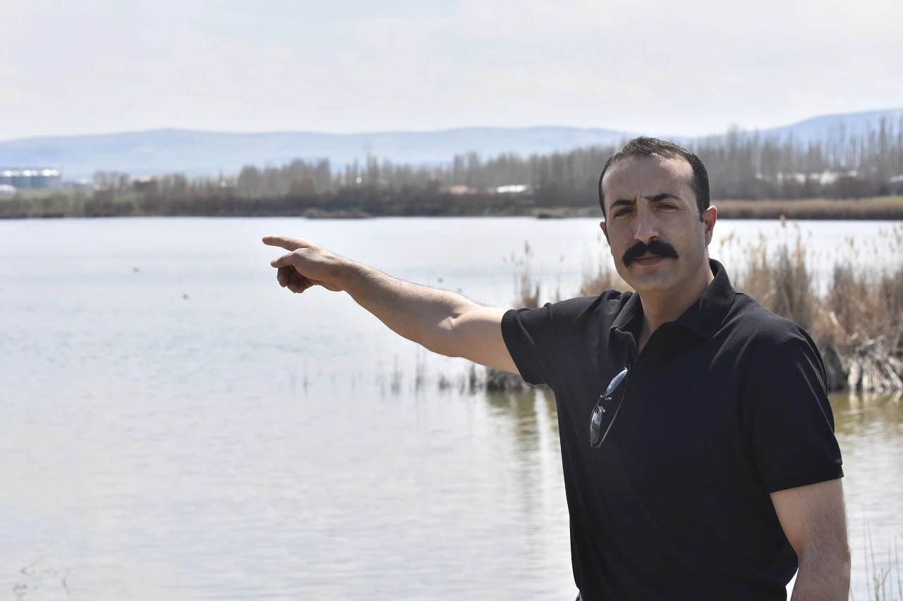 Göçmen Kuşların Uğrak Yeri Boş Kaldı, Heyecanla Bekleniyorlar