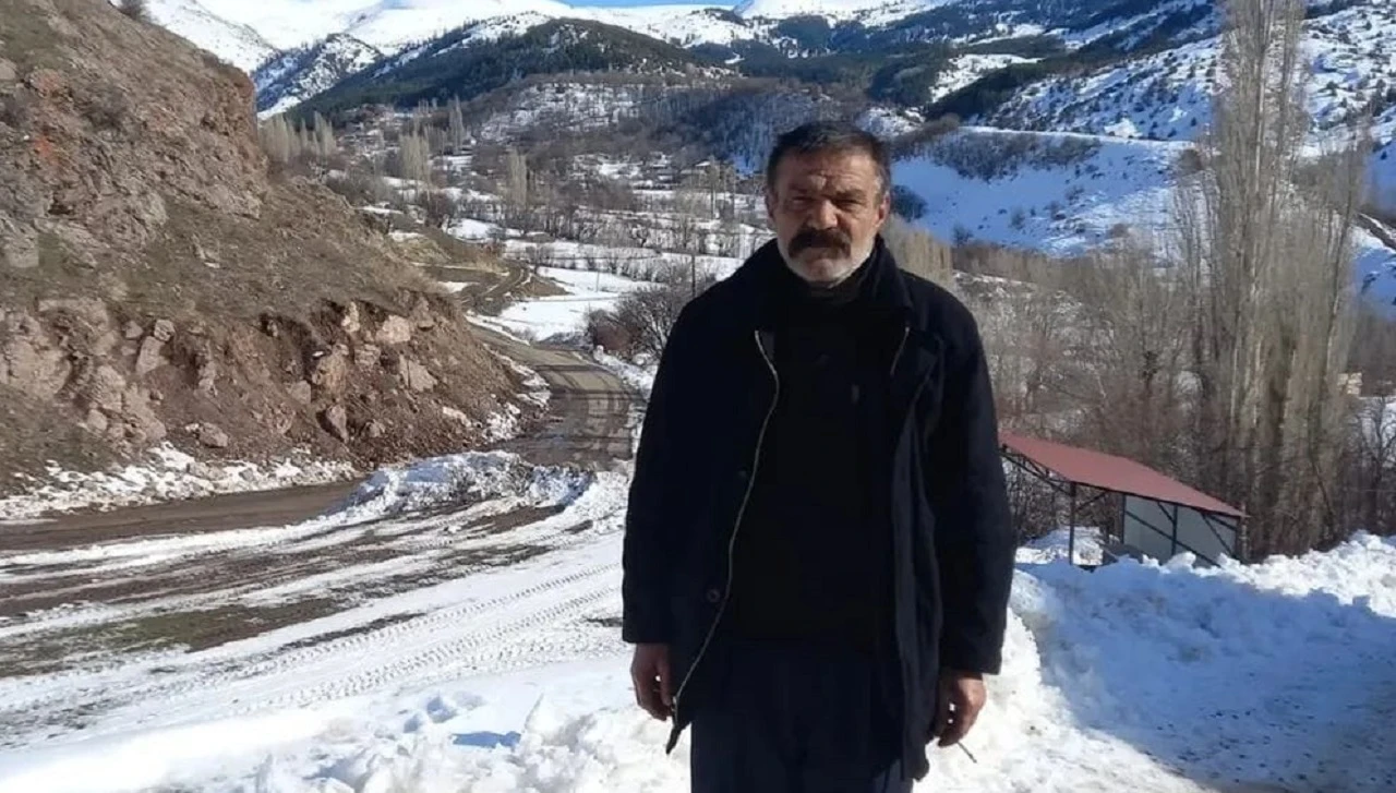 Evinde çıkan yangında yaşamını yitirdi