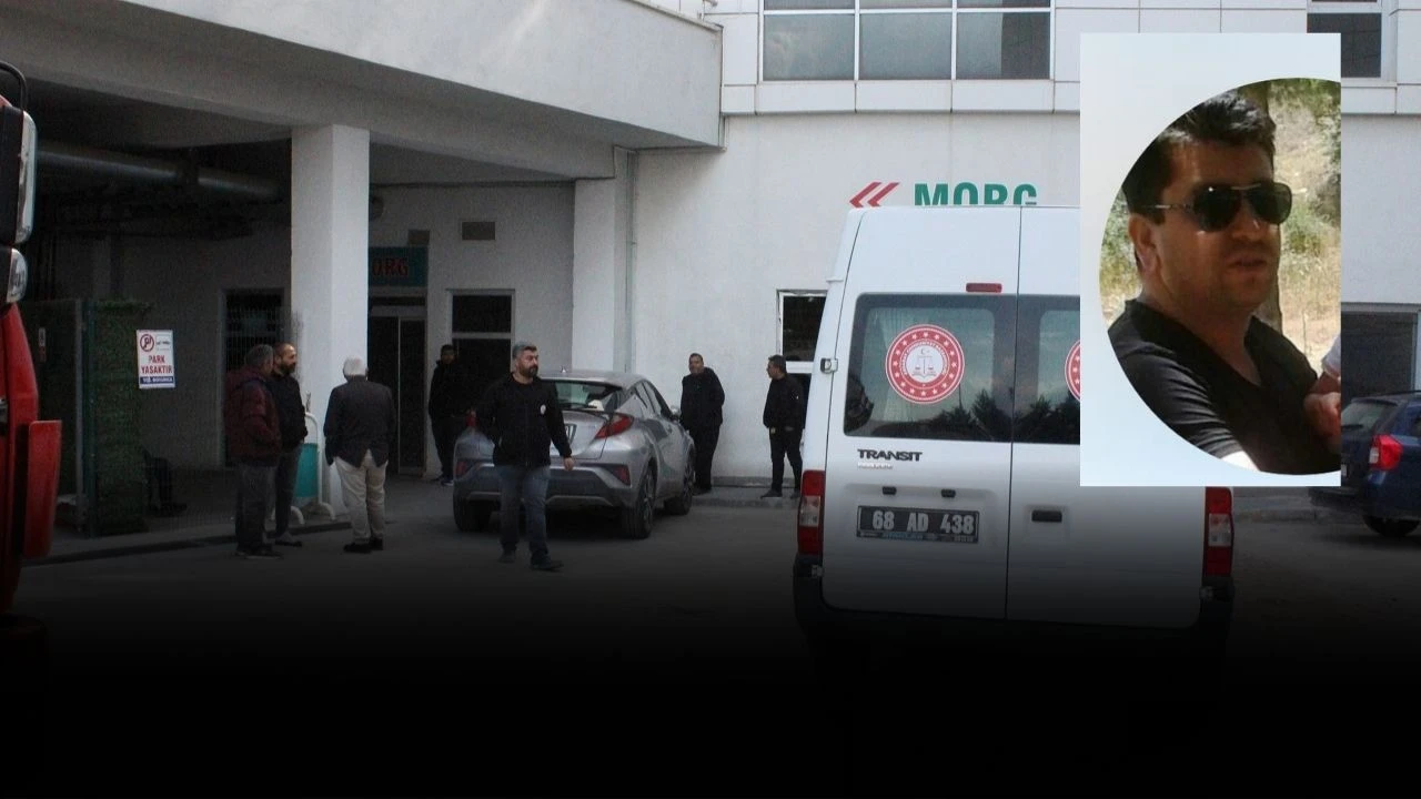 Oğullarını Odaya Kilitleyip İntihar Eden Çiftin Cenazeleri Sivas'a Getirildi