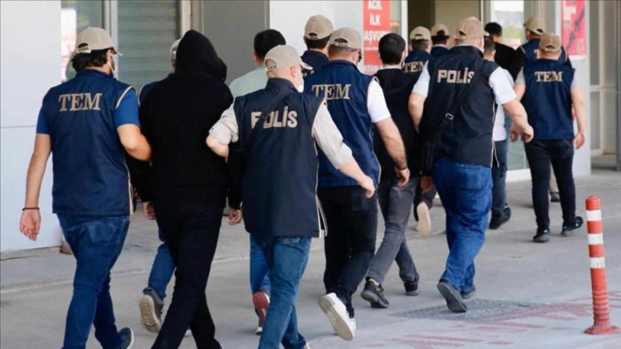 FETÖ'ye yönelik operasyonlarda 169 şüpheli yakalandı