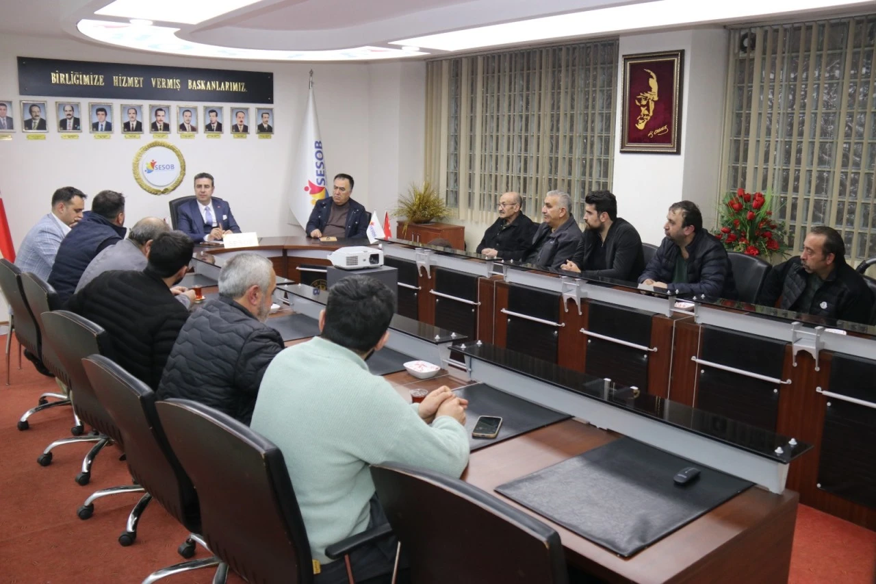 Bıçakçı Esnafı Hem Tepkili Hem Korkulu