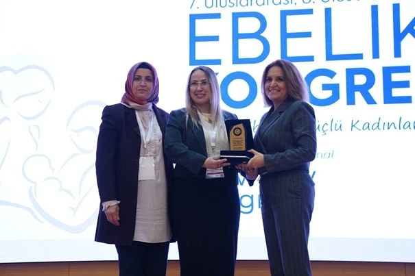 Türkiye’nin Üçüncü Ebe Profesörü Sivas'ta