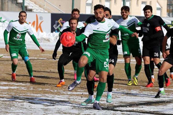 ÜSKÜDAR´I GEÇEMEDİ: 1-1