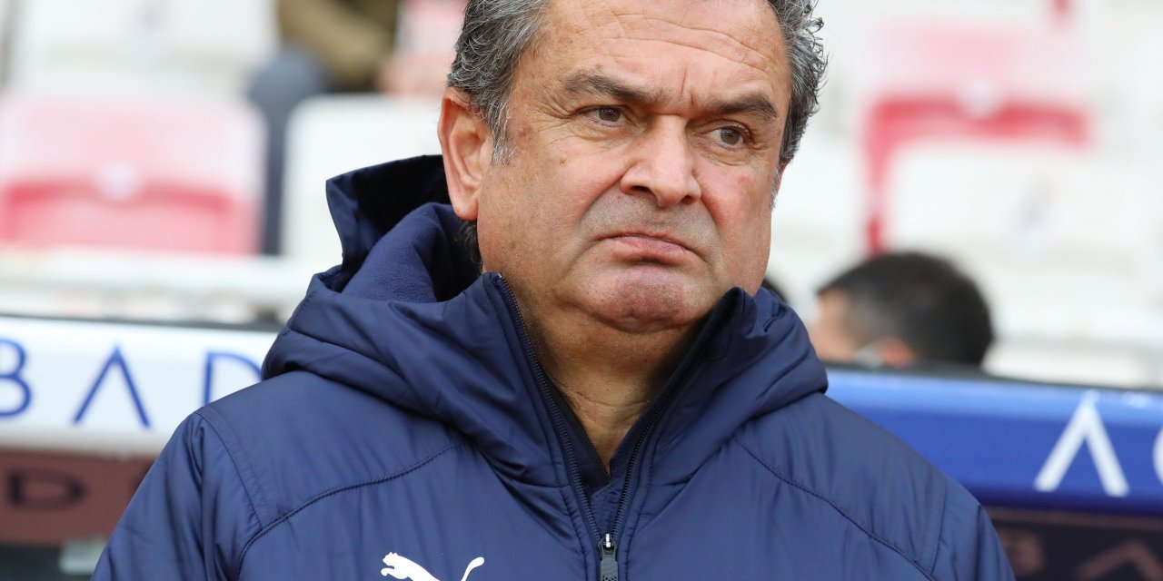 Sivasspor Antrenörüne PDFK'dan Ceza