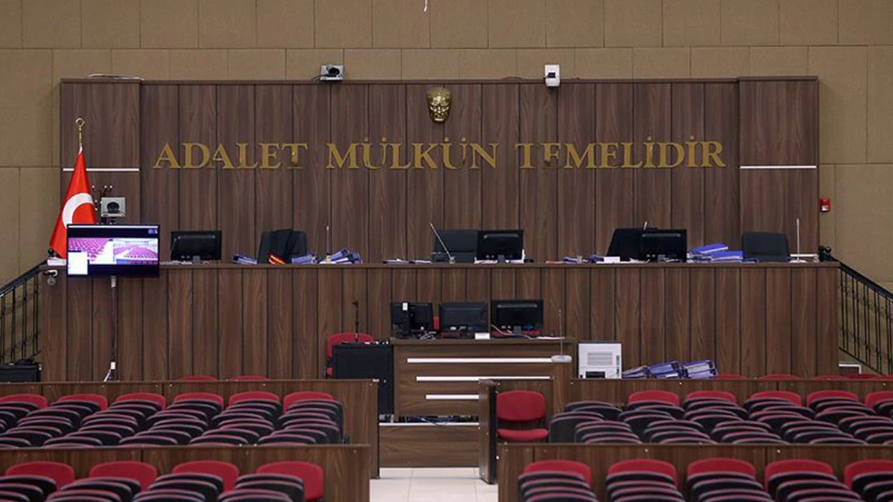 Yargıtay'dan, FETÖ çatı davasına ilişkin bozma kararı