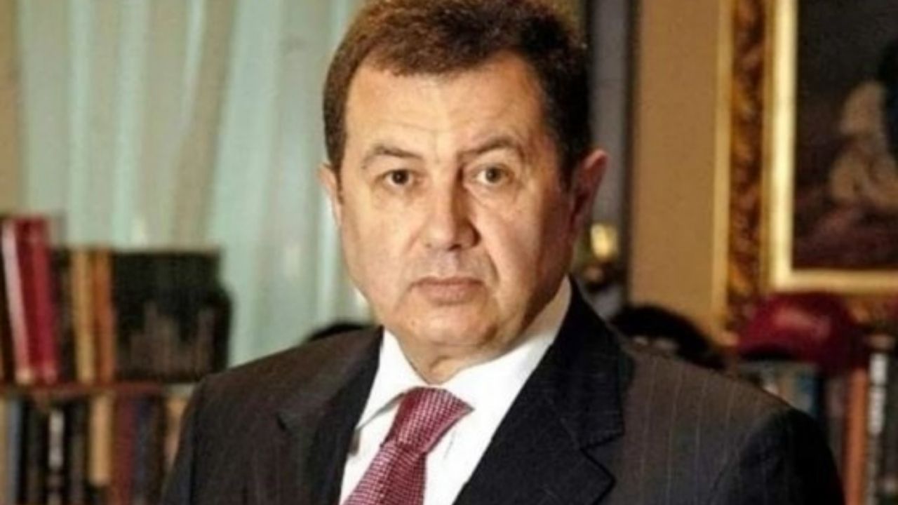 Mehmet Emin Karamehmet Kimdir? Serveti, Şirketleri, Ailesi ve Hayat Hikayesi