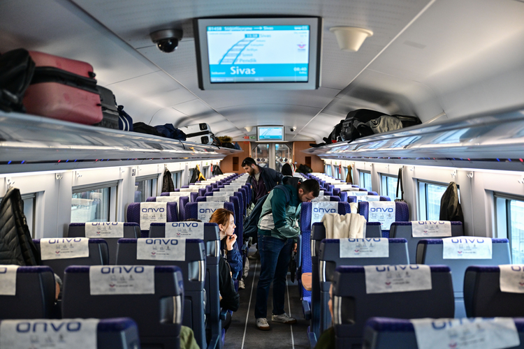 Ankara-Sivas YHT Daha Konforlu Olacak