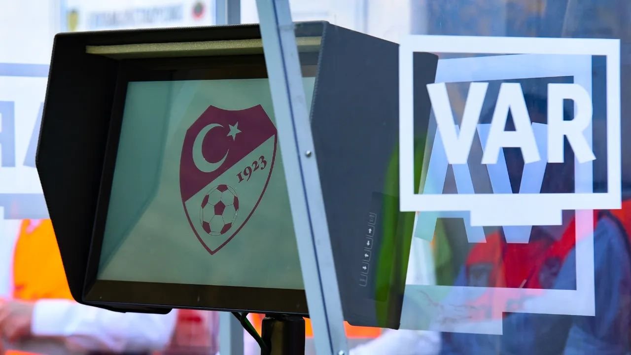 Sivasspor- Galatasaray Maçının VAR Kayıtları Açıklandı