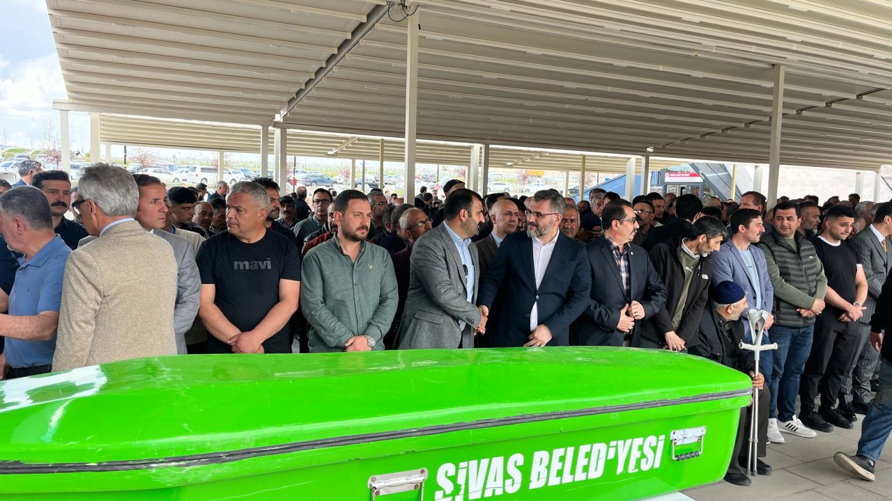 Hakan Demirgil'in Annesini Son Yolculuğuna Uğurlandı