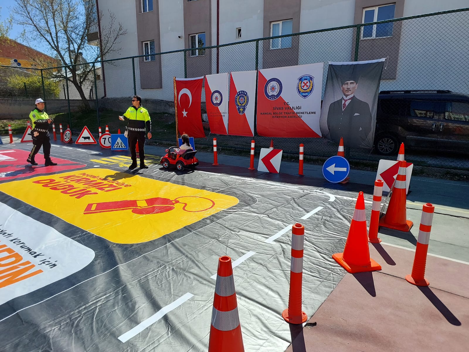 Sivas’ta Öğrencilere Trafik Eğitimi