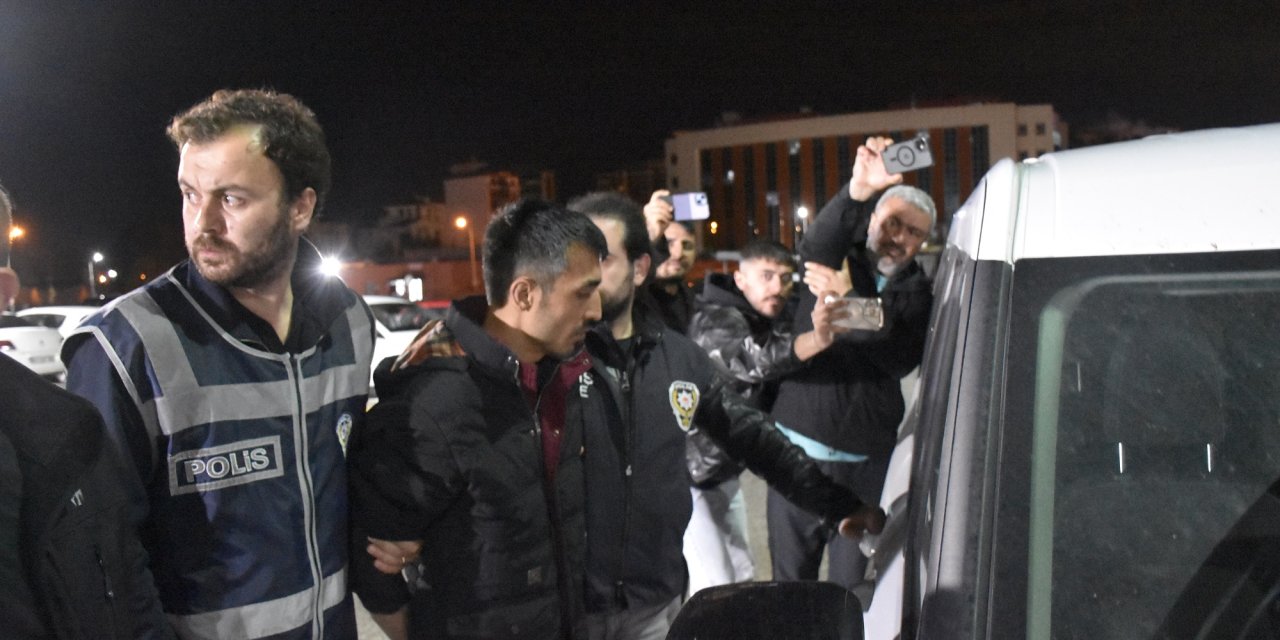 Sivas'taki Cinayetin Şüphelisi: "Paramı almak için geldim kimseyi öldürmeden döndüm"