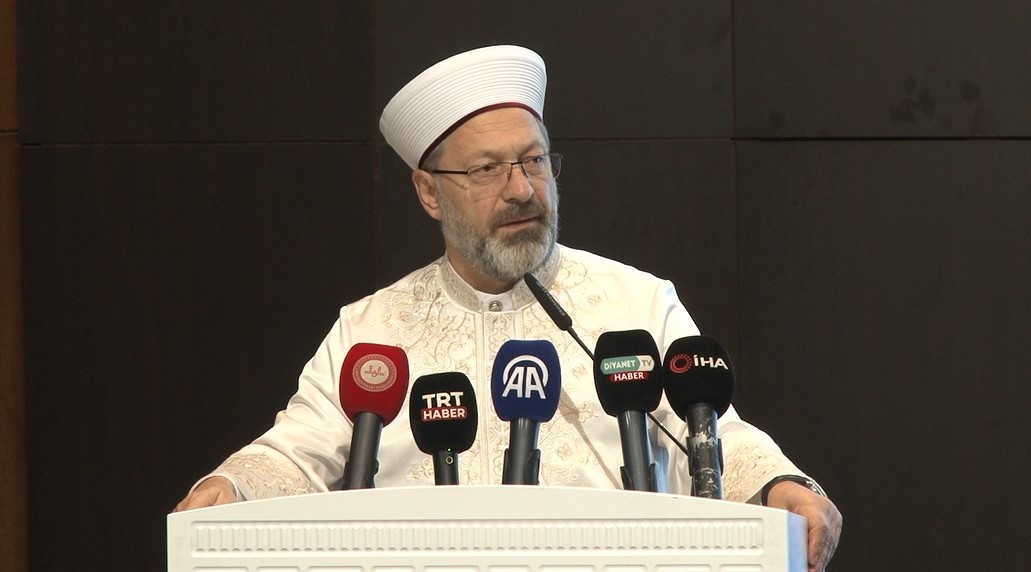 Ali Erbaş’tan Cinsiyetsiz Toplum Tepkisi