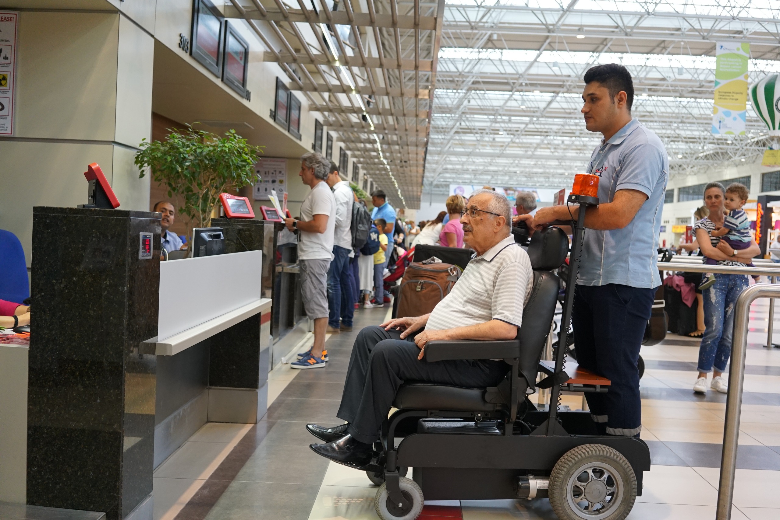 YHT’de 7,8 Milyon Engelli Ücretsiz Seyahat Etti