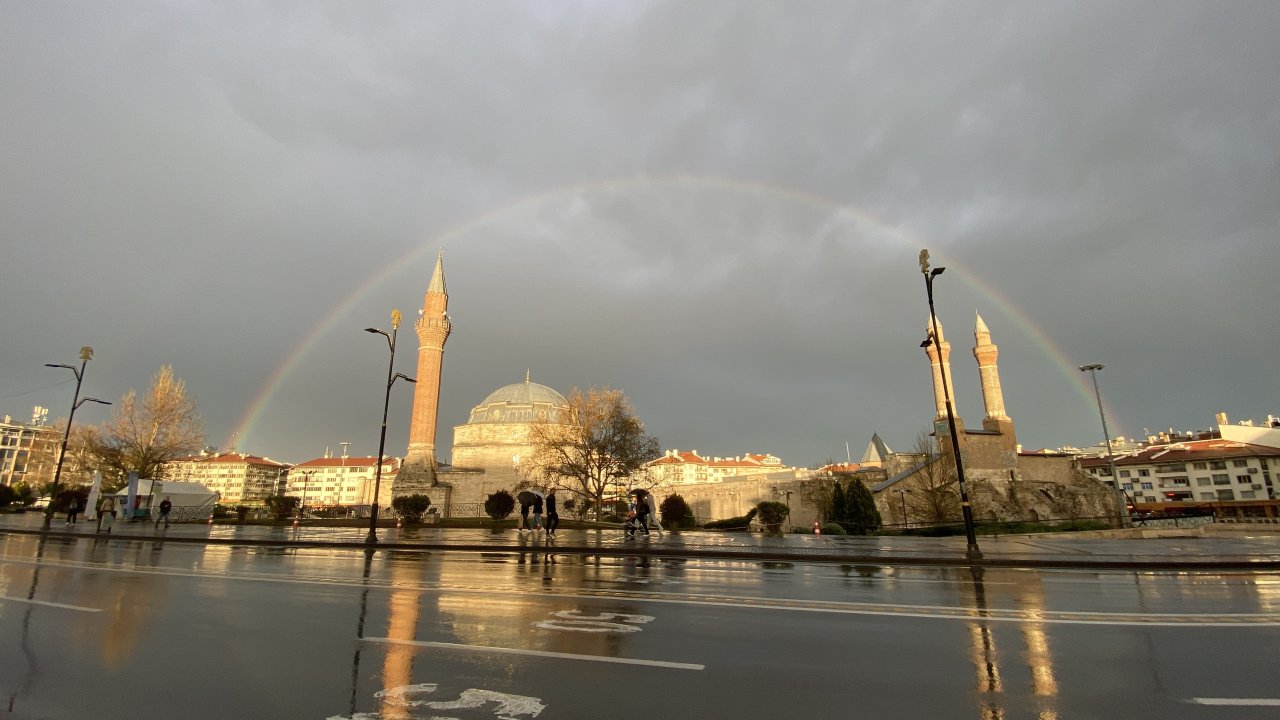 Sağanak Sonrası Ortaya Çıkan Manzara Büyüledi