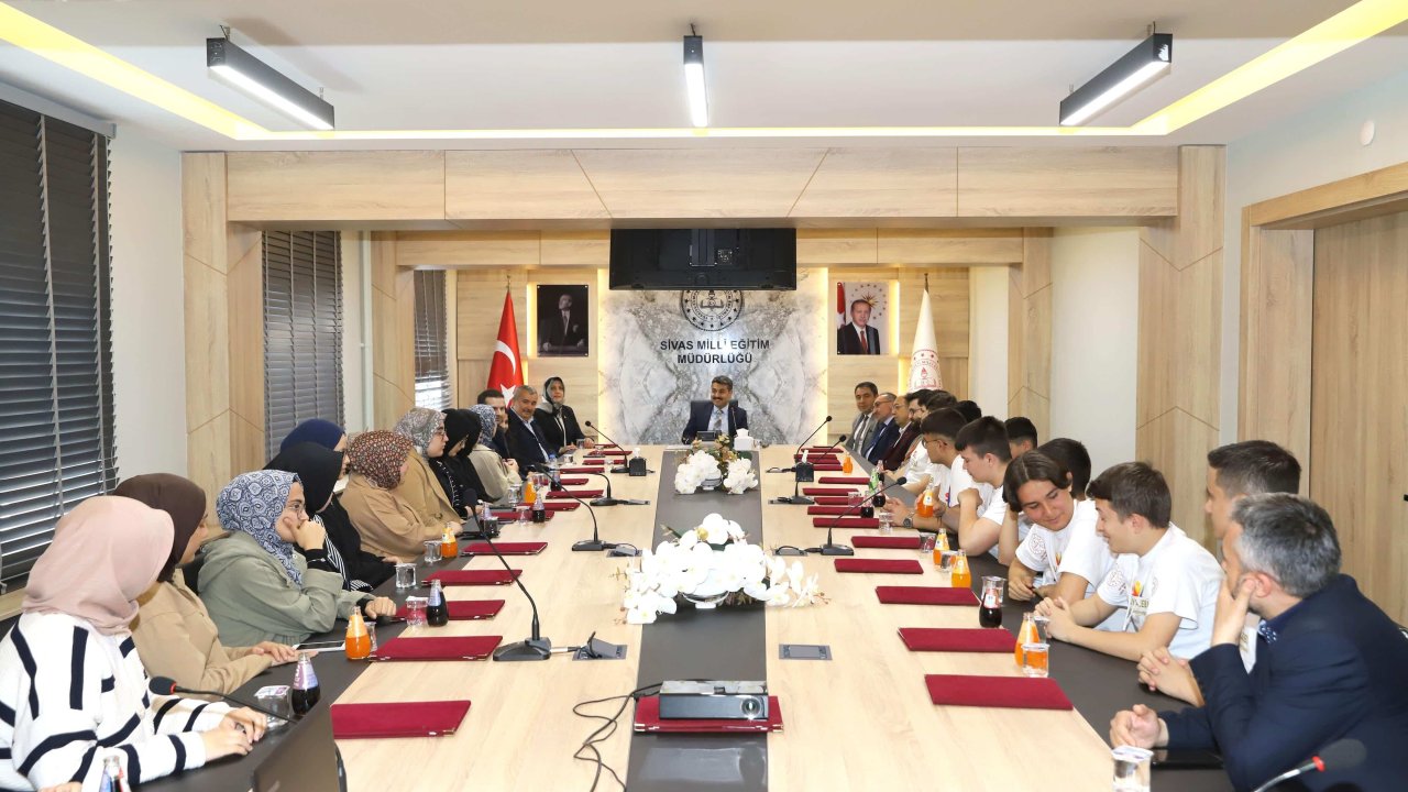 Evliya Çelebi’nin İzinde: Öğrenciler Sivas’ta Buluştu