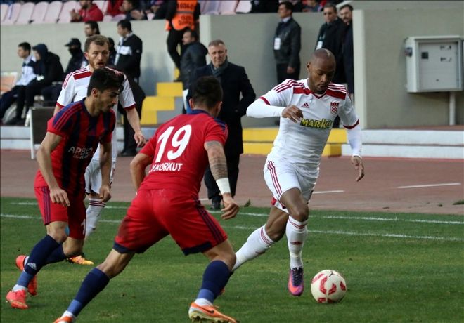 SİVASSPOR SERİYİ BOZDU