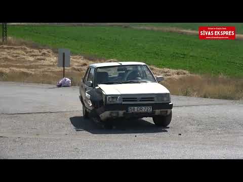 KAVŞAKTA ÇARPIŞTILAR: 4 YARALI