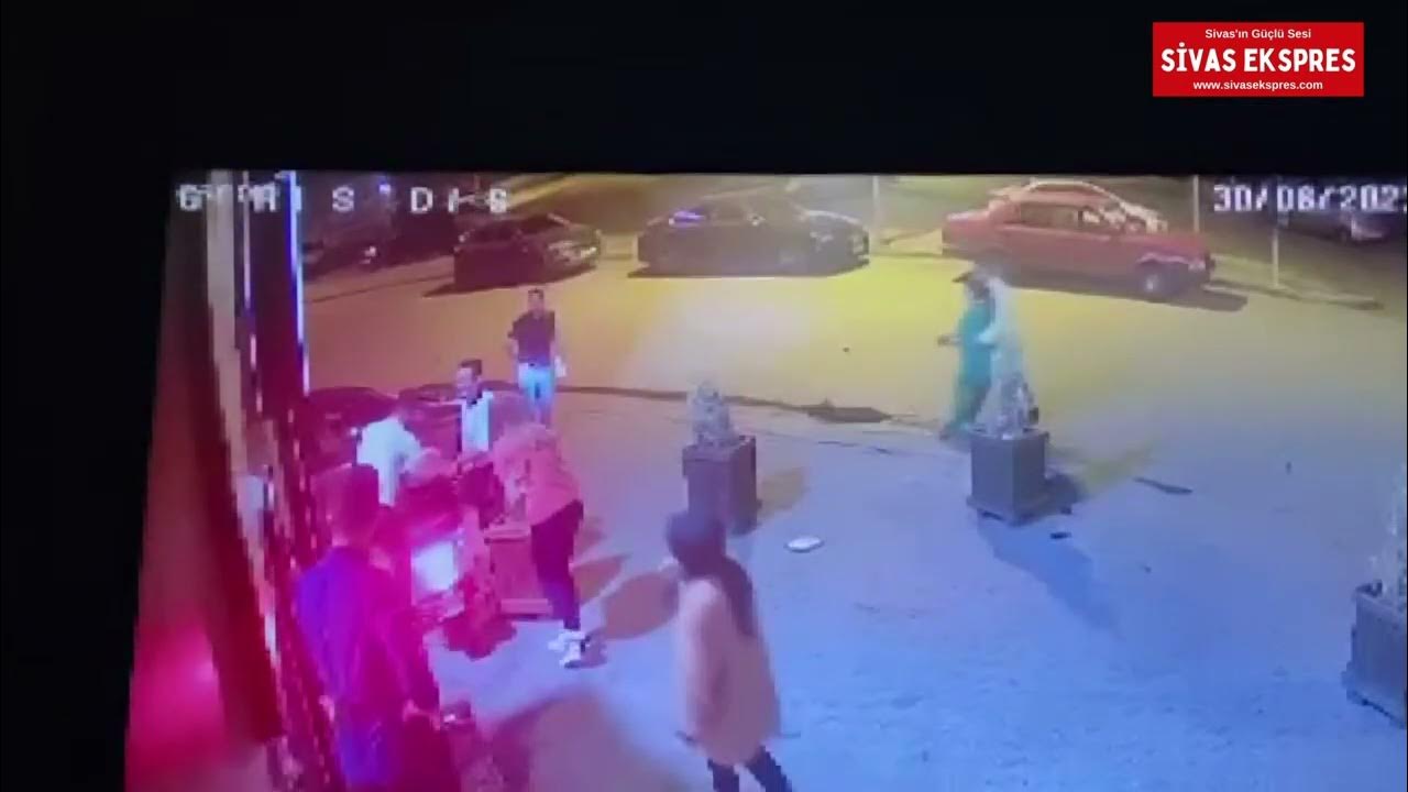 Sivas'ta Motosiklet Kontrolden Çıktı