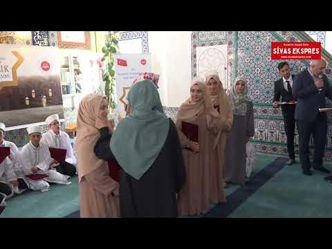 Sivas'ta 20 Öğrenci Hafız Oldu