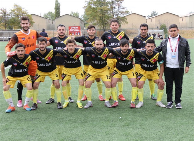 YILDIZELİ VEDA ETTİ