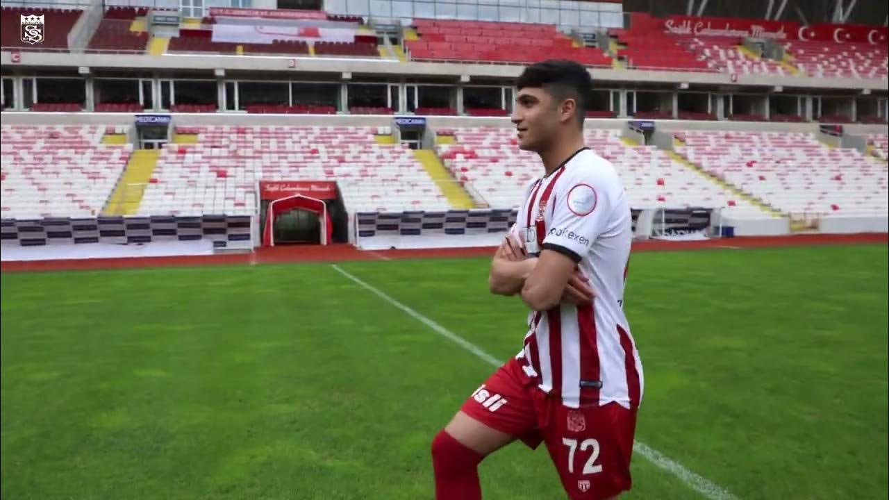 Yunus Emre Konak Premier Lig'e Transfer Oldu