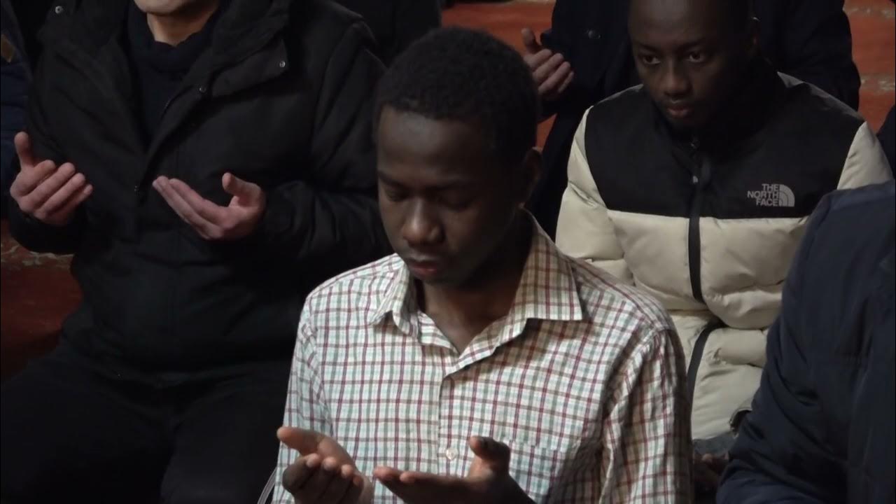 Sivas'ta Depremde Ölenler İçin Dua