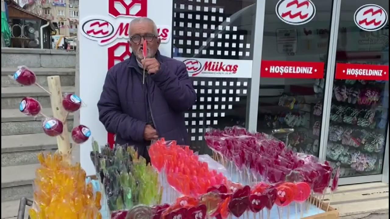 Horoz Şekerini Horoz Sesiyle Satıyor
