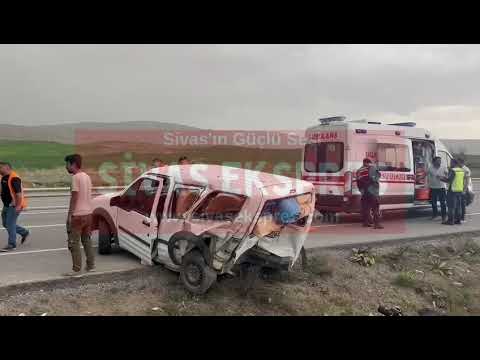 Hafif ticari Araçlar Çarpıştı,Çok Sayıda Yaralı Var