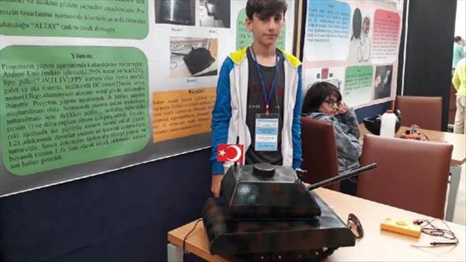 ORTAOKUL ÖĞRENCİSİ İNSANSIZ TANK YAPTI