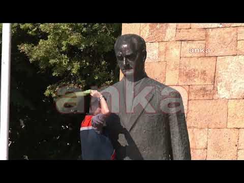 Sivas'ta Atatürk Anıtı'nın Temizliği Tepki Topladı
