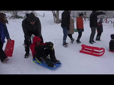 Sivas'ta Oyun Parkı Kayak Pistine Dönüştü