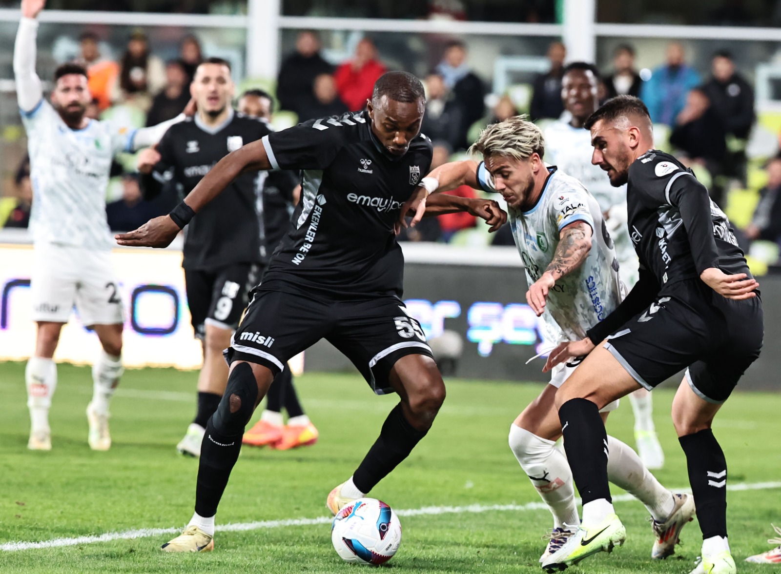 Süper Lig’de kimler düşecek?