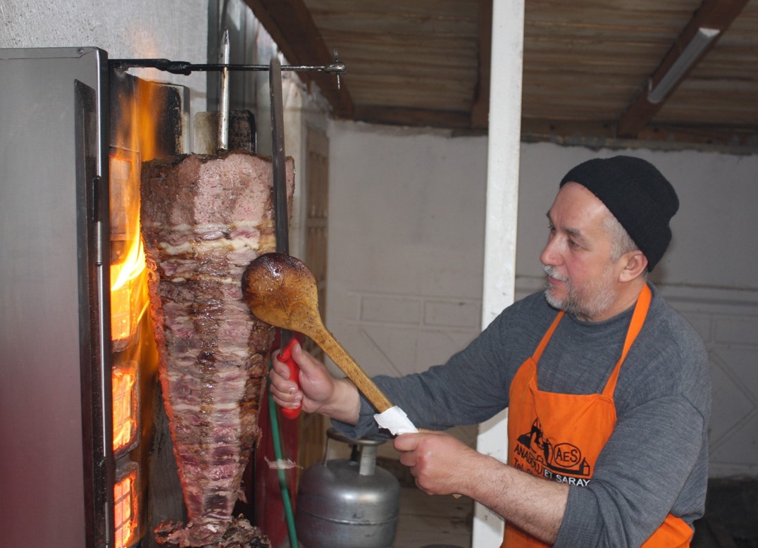 Sivas'ta Binlerce Kişiye Döner İkramı