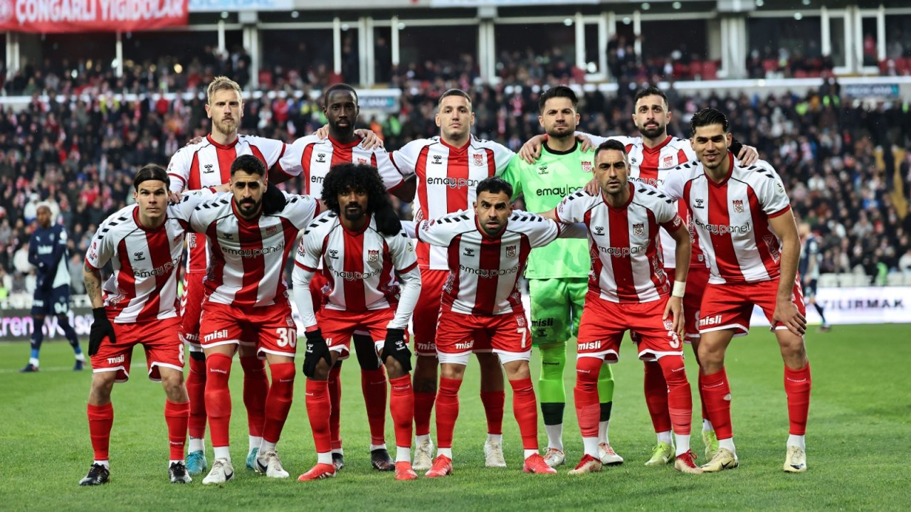 Sivasspor’da Kritik Eşik: 4 Oyuncu Sınırda