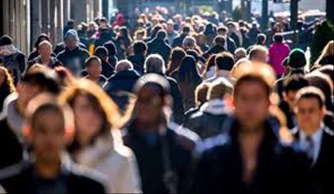 4 KİŞİDEN 3´Ü GEÇMİŞE ÖZLEM DUYUYOR