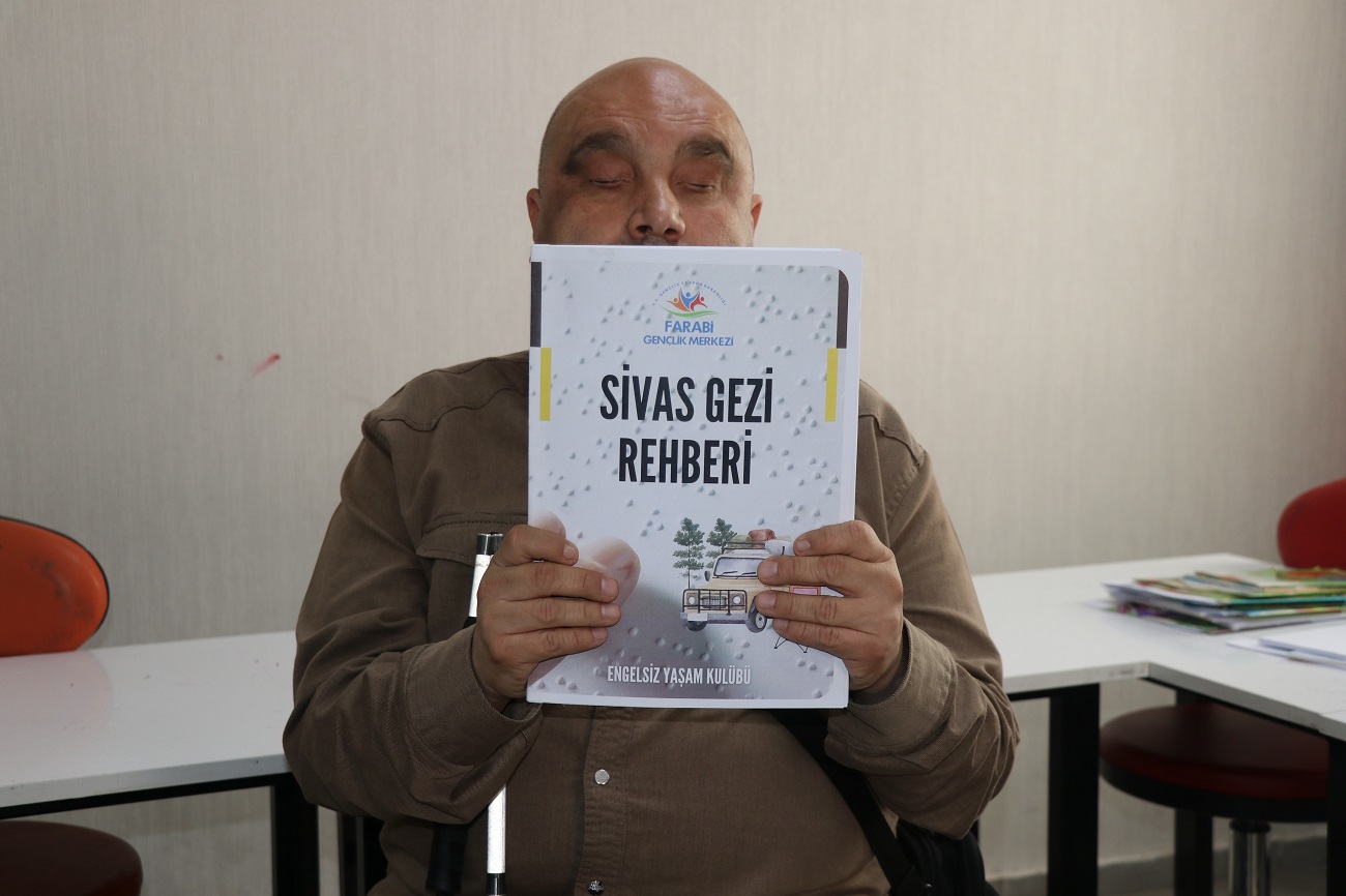 Sivas'ta Görme Engellilere Büyük Kolaylık