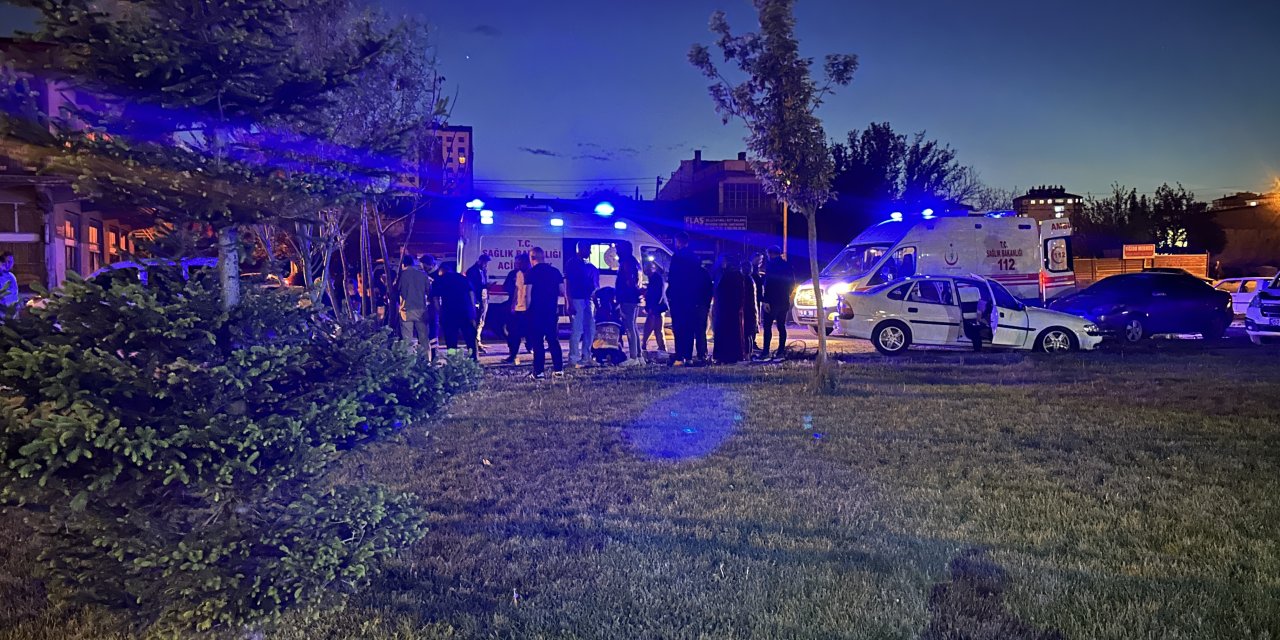 Sivas'ta Silahlı ve Bıçaklı Kavga: 4 Yaralı