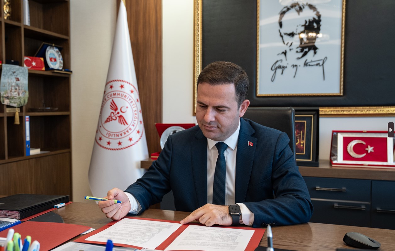 Sağlık Bakanlığı "annelik" yolculuğunu dijital platforma taşıdı