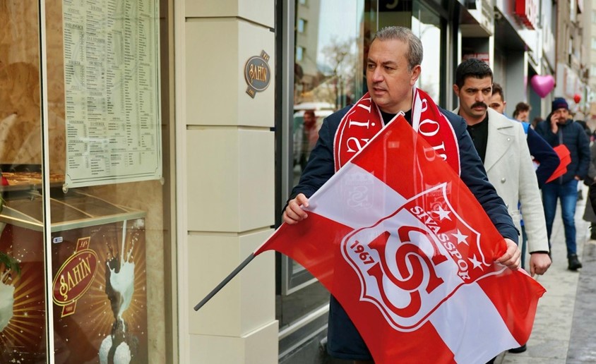 Adem Uzun’dan Sivasspor’a Destek Sözü