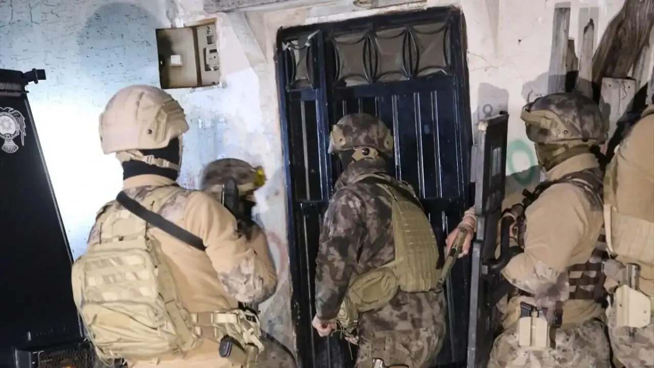 Sivas'ta DEAŞ'lı Teröristler Paketlendi