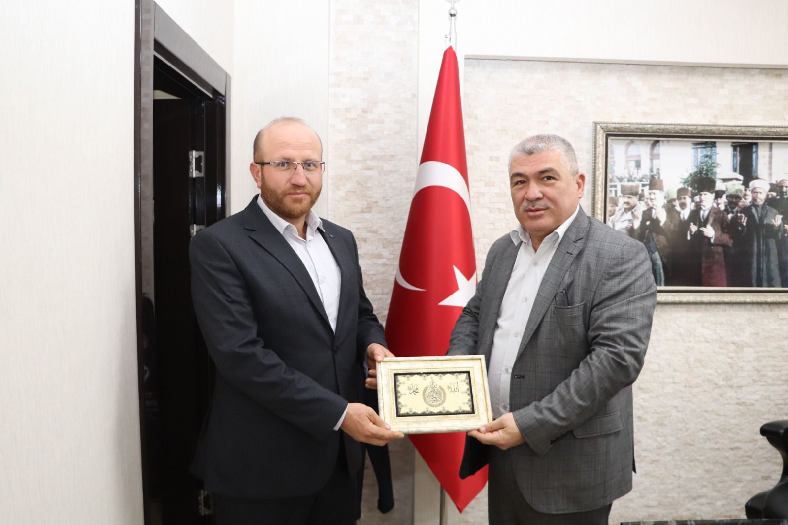 Sivas’ta Çocuk Kurtaran İmama Teşekkür Belgesi
