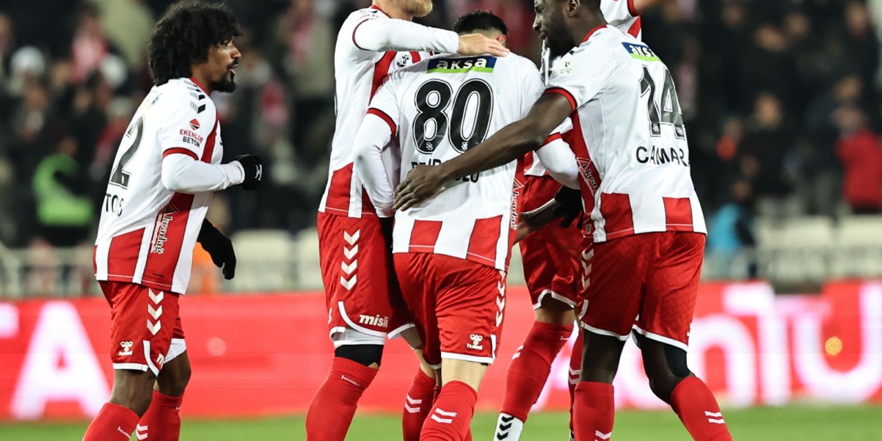 STSO’dan Anlamlı Mesaj: “Sivasspor Yine Ayağa Kalkar”