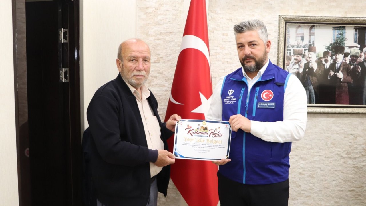 Sivaslı Şehit Ailesinden Anlamlı Bağış