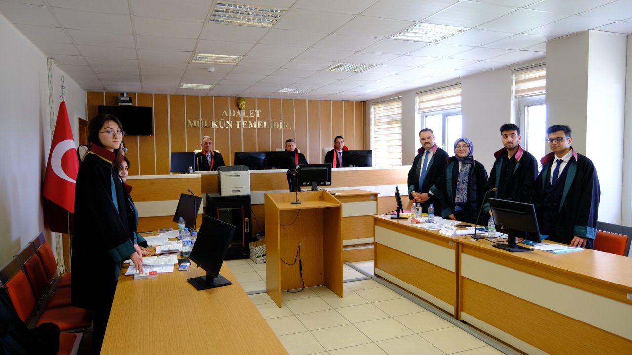 Geleceğin Savcıları, Hakimleri ve Avukatları Sivas’ta Yarıştı
