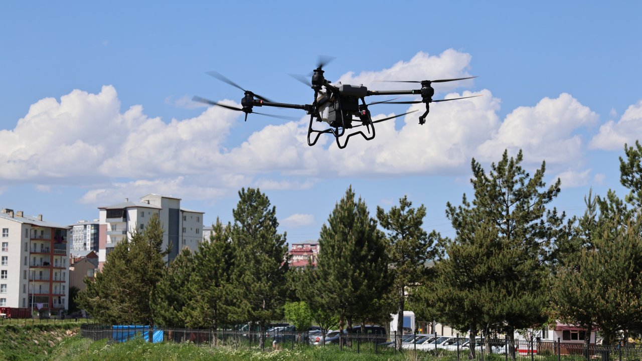 Sivas Semalarında Dron Süvarileri Keneye Karşı