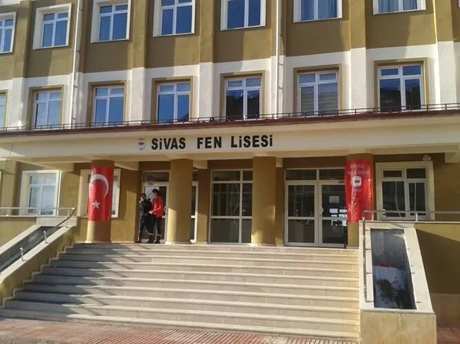 Sivas Fen Lisesi Müdürü Görevden Alındı