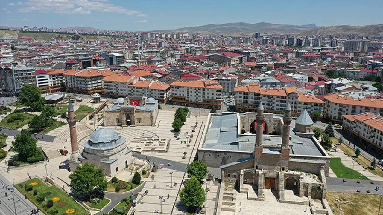 Sivas'ta Kaymakamlar Değişti